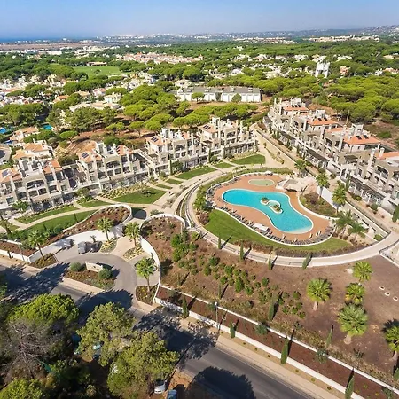 Pine Hills By Ocvillas Appartement